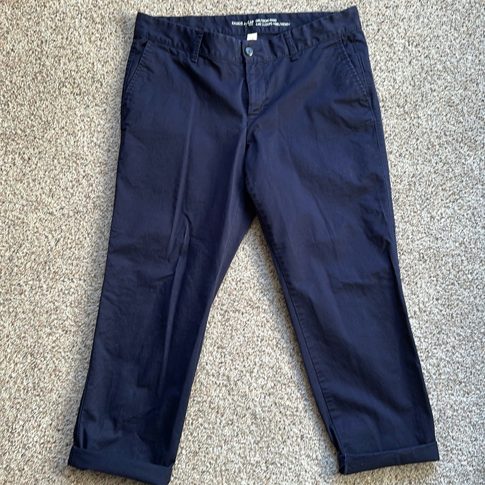 Gap girlfriend khakis in navy size 10